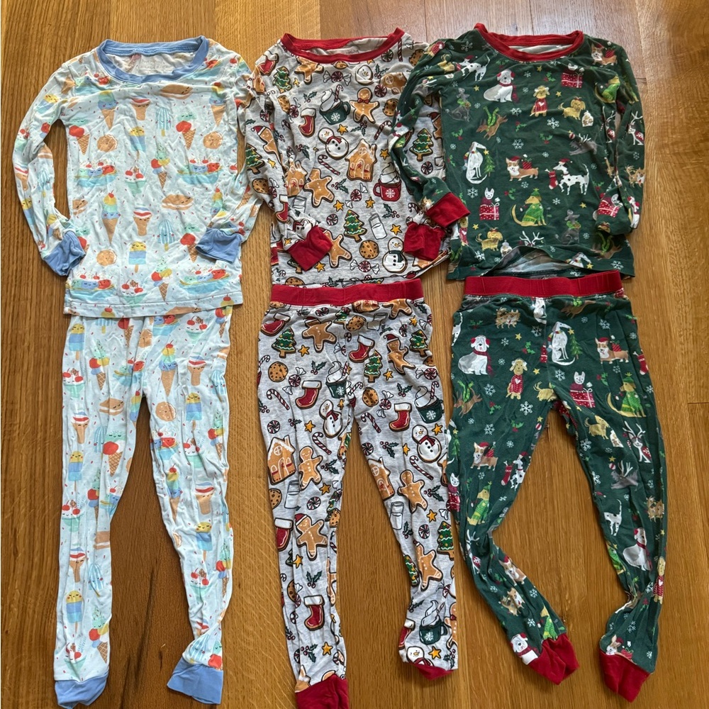 Little sleepies pajamas set of 3